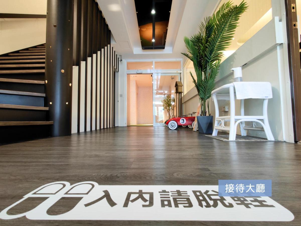 墾丁戀戀星辰湖畔莊園 星辰館 Hotell Longshui Eksteriør bilde